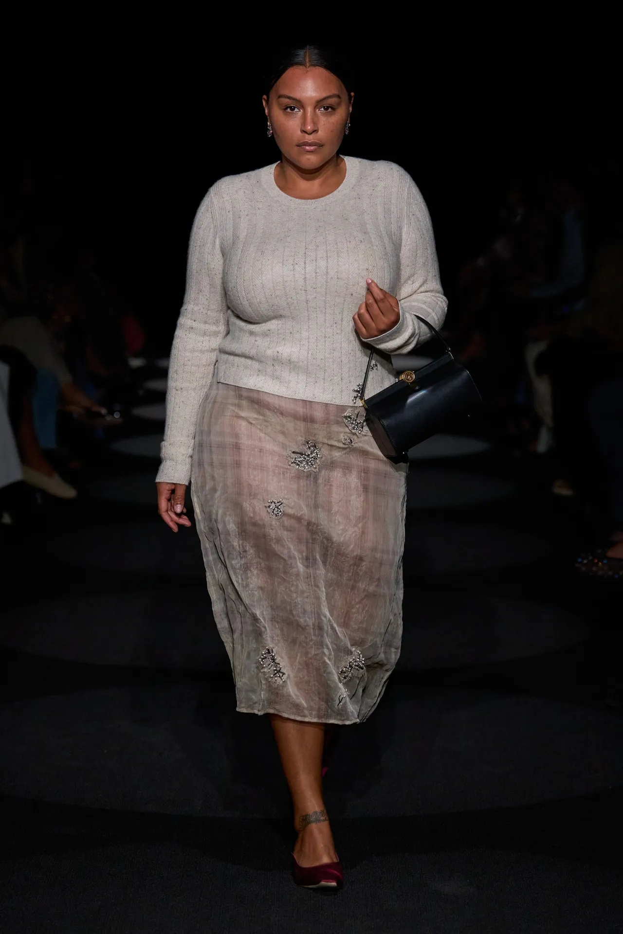 Spring Summer 2024 Trends - Transparent Skirt - Black Diamond